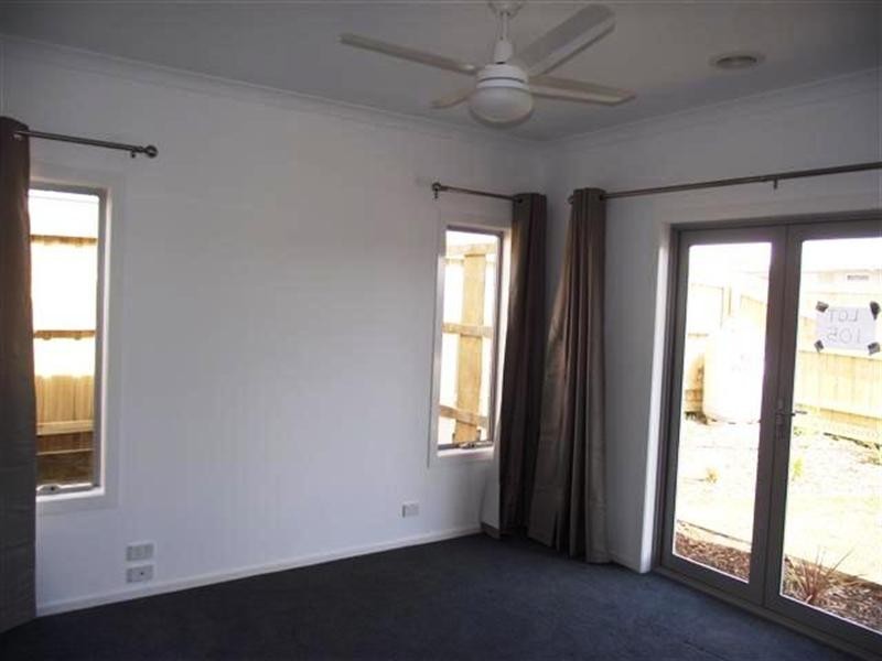 11 Parkridge Close, Cowes VIC 3922