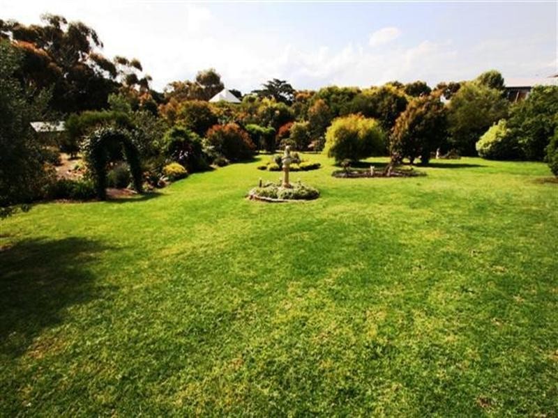 4 Hilary Close, Ventnor VIC 3922