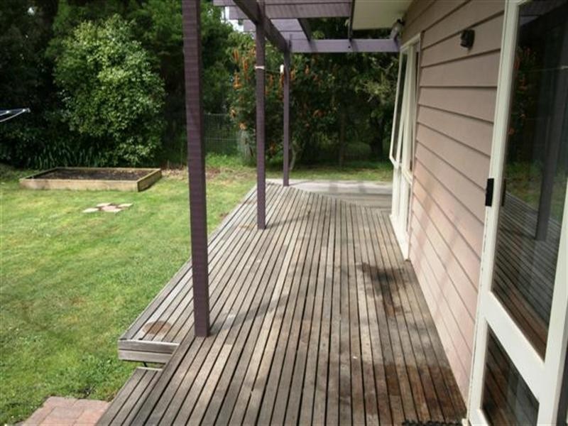 6 Ti -Tree Drive, Cowes VIC 3922