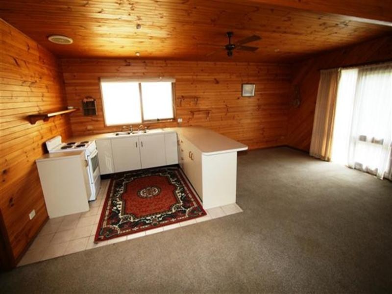 6 Ti -Tree Drive, Cowes VIC 3922