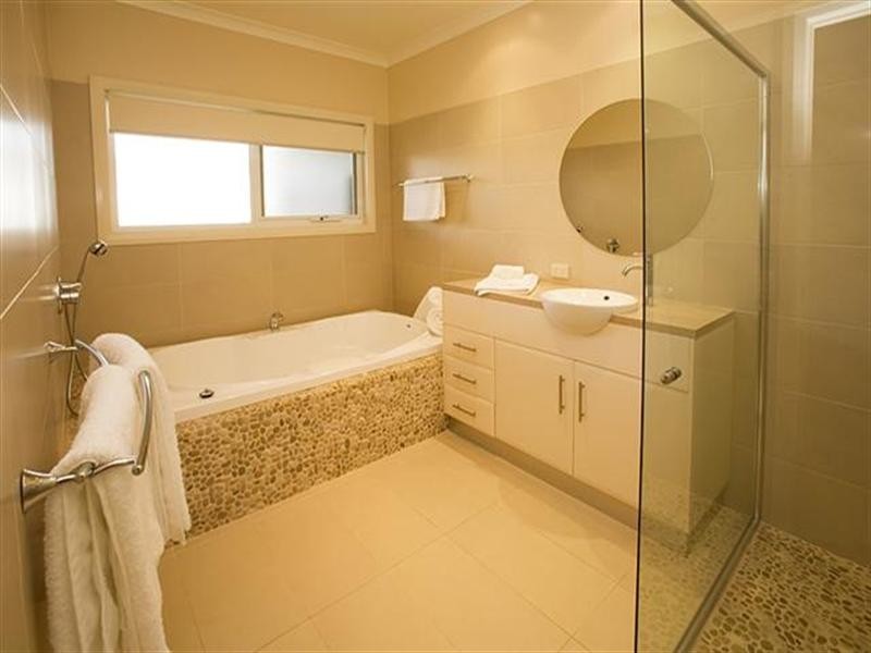 11 Chale Court, Cowes VIC 3922