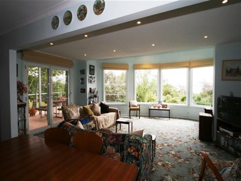 9 Glen Isla Court, Cowes VIC 3922