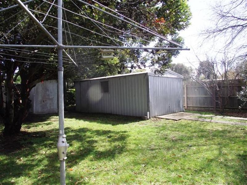 22 Birdwood Avenue, Cowes VIC 3922