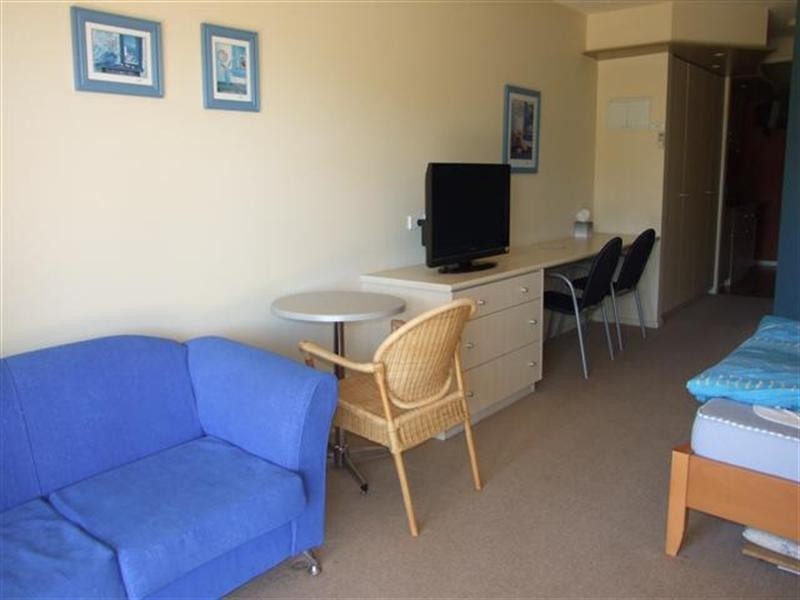 118/1 The Esplanade, Cowes VIC 3922