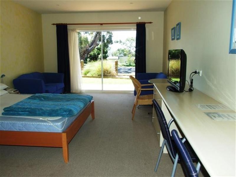 118/1 The Esplanade, Cowes VIC 3922