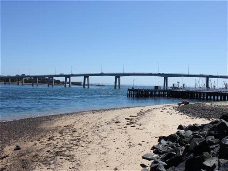 14 Woolamai Grove, San Remo VIC 3925