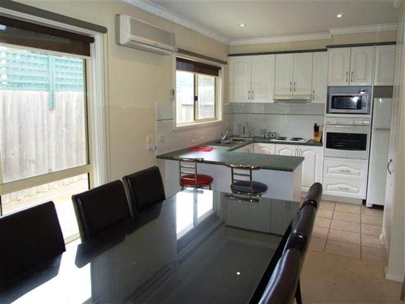 4 Crammond Road, Cowes VIC 3922