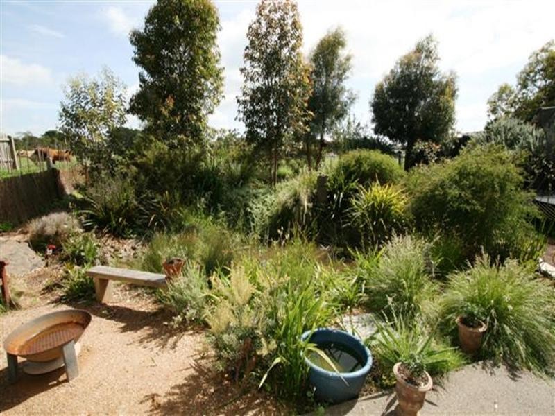 18 Anthony Court, Cowes VIC 3922