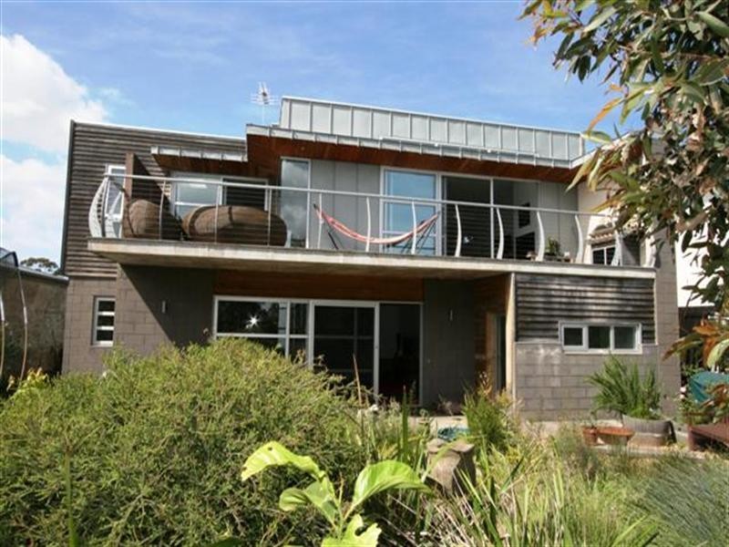18 Anthony Court, Cowes VIC 3922