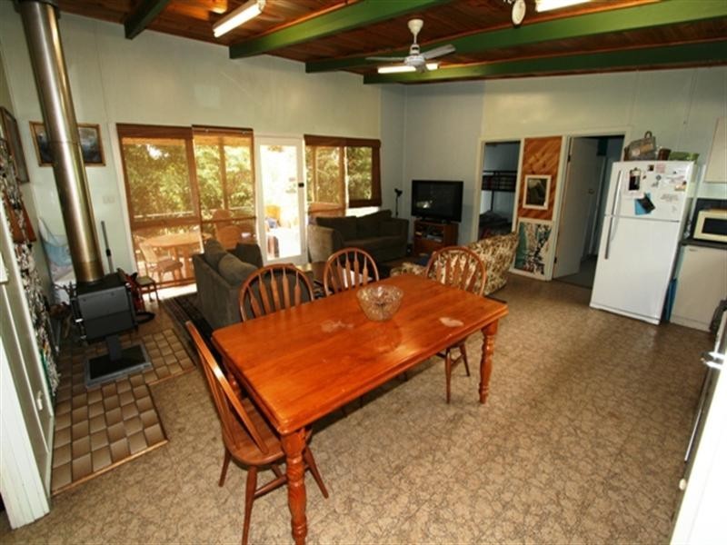 16 Bella Vista Road, Cowes VIC 3922