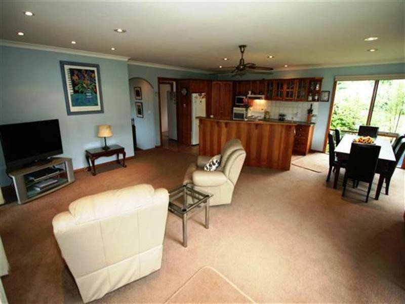 10 Langard Road, Cowes VIC 3922