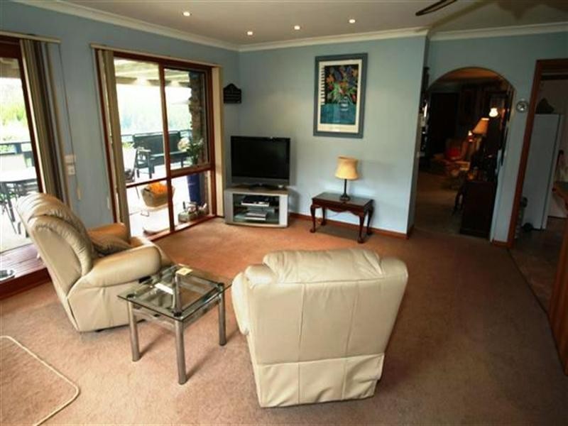 10 Langard Road, Cowes VIC 3922