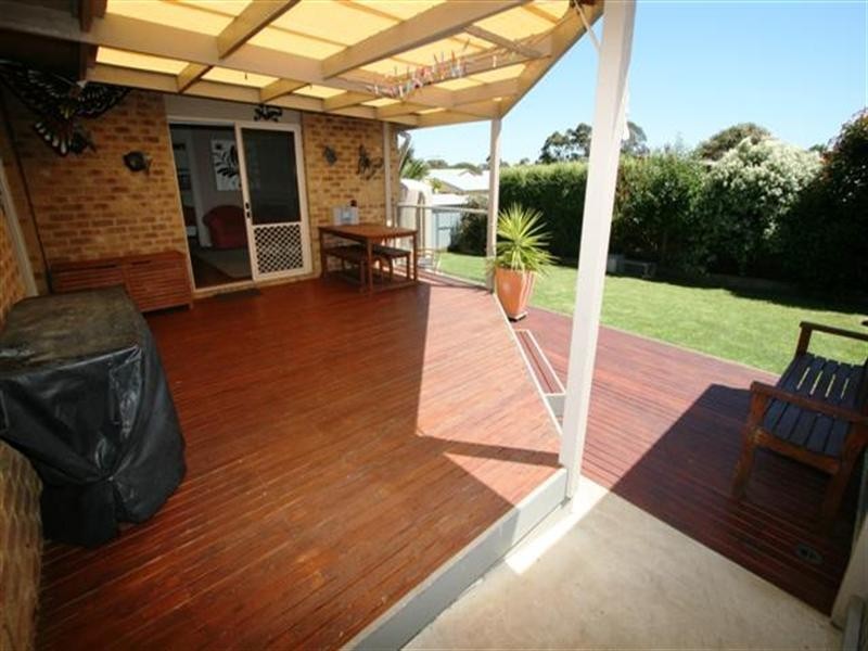 48 Wyndham Avenue, Cowes VIC 3922