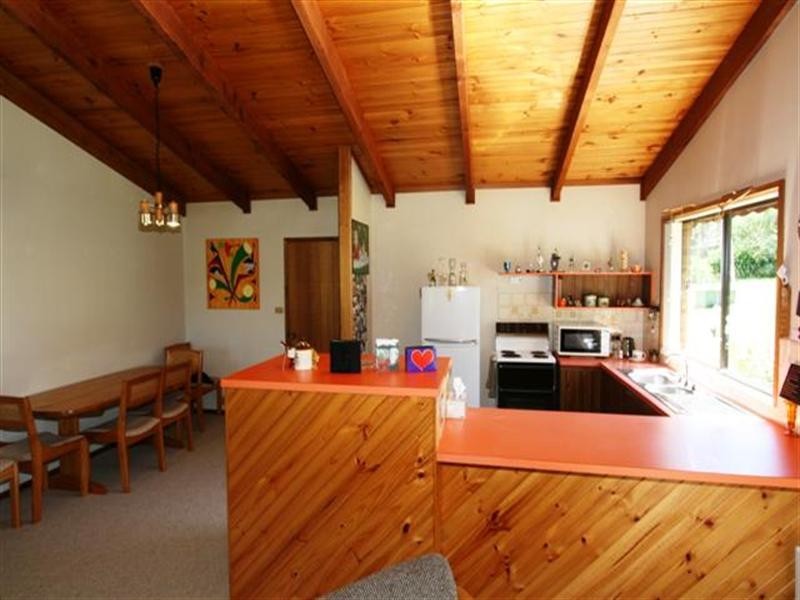 36 Rose Avenue, Cowes VIC 3922