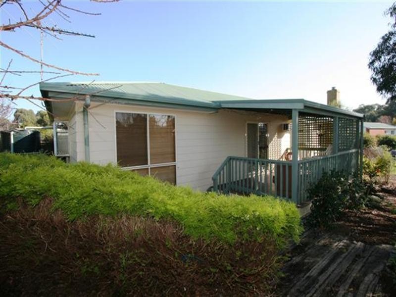 29 Manna Gum Drive, Cowes VIC 3922