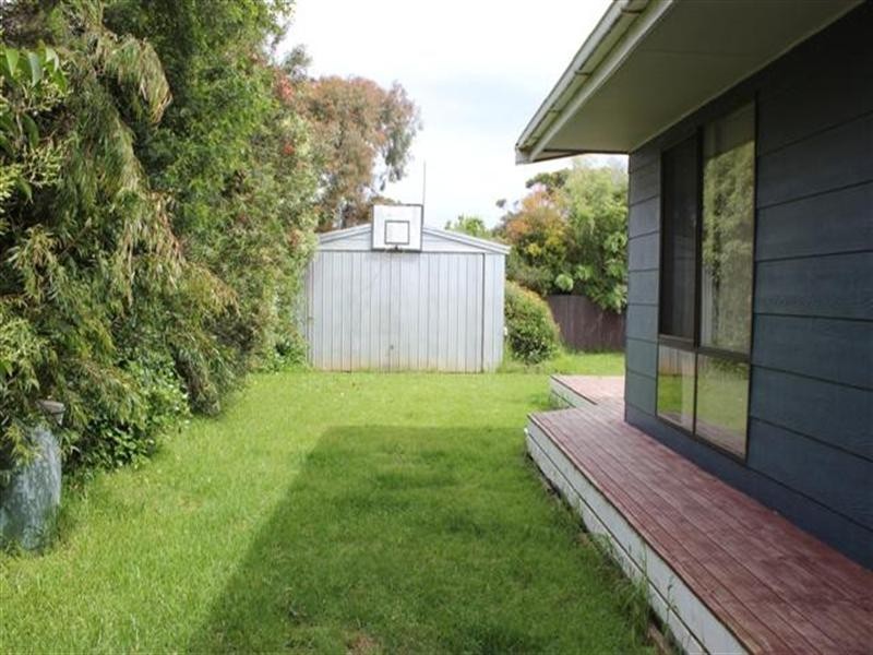 16 Kendall Avenue, Cape Woolamai VIC 3925