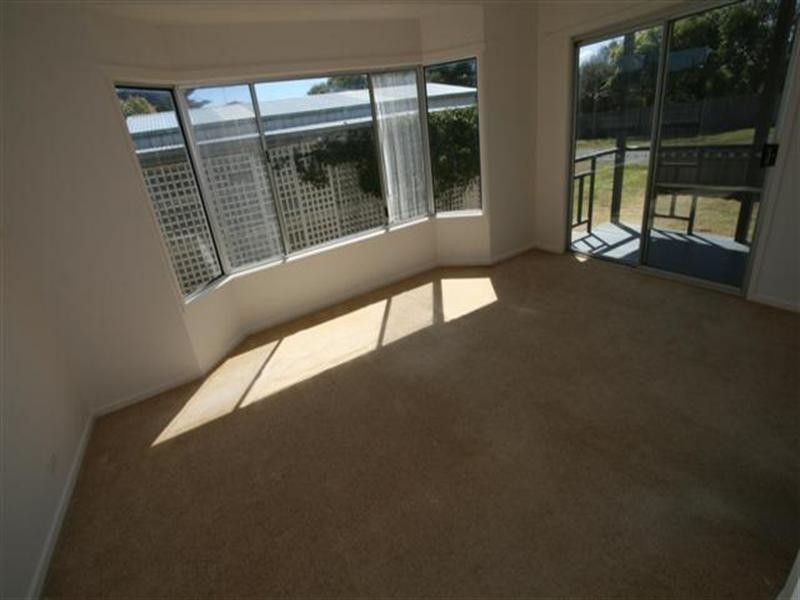 1 Dover Street, Sunderland Bay VIC 3922