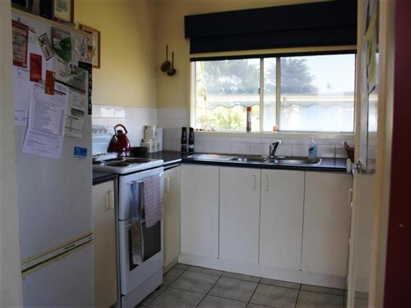 1/141 Phillip Island Road, Surf Beach VIC 3922