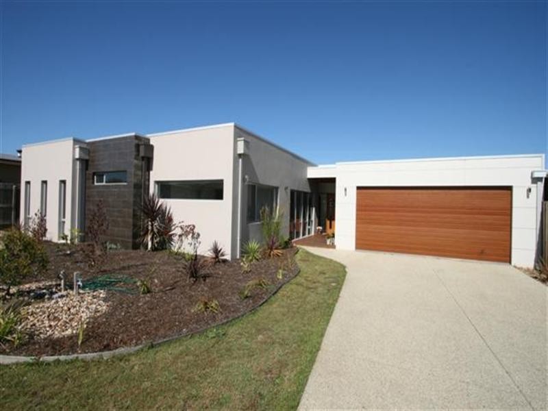 6 Sanctuary Drive, Cowes VIC 3922