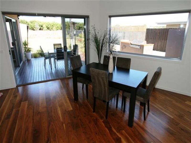 6 Sanctuary Drive, Cowes VIC 3922