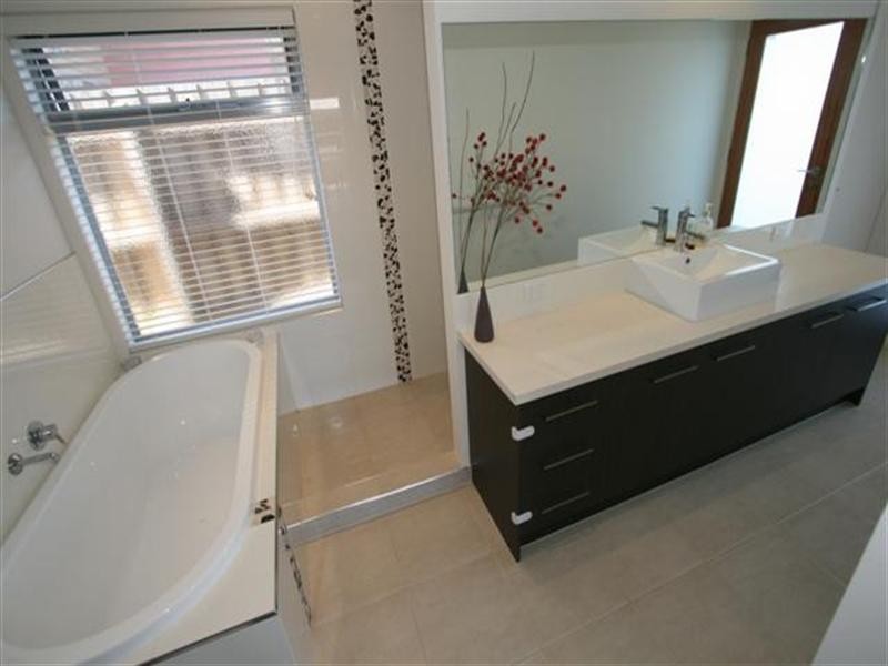 6 Sanctuary Drive, Cowes VIC 3922