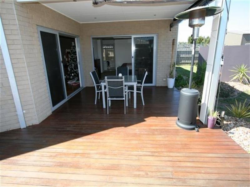 6 Sanctuary Drive, Cowes VIC 3922