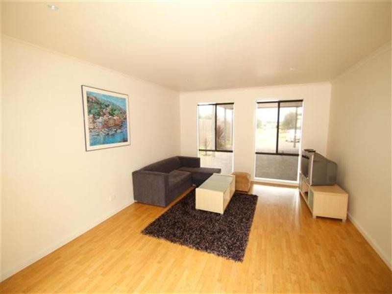 6 Killara Close, Cowes VIC 3922