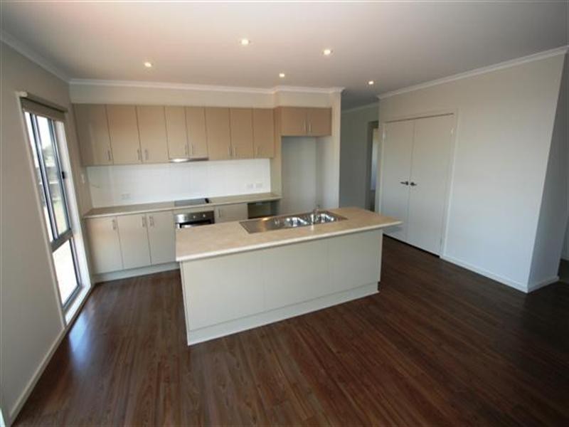 20 Boardwalk Boulevard, Cowes VIC 3922