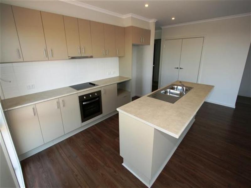 20 Boardwalk Boulevard, Cowes VIC 3922