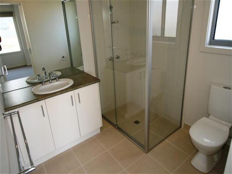 20 Boardwalk Boulevard, Cowes VIC 3922