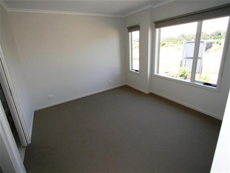 20 Boardwalk Boulevard, Cowes VIC 3922