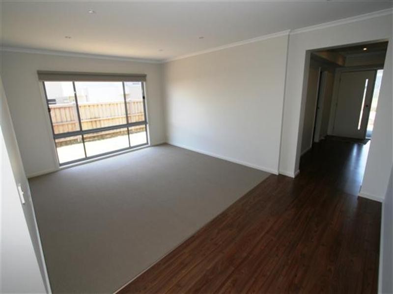 20 Boardwalk Boulevard, Cowes VIC 3922