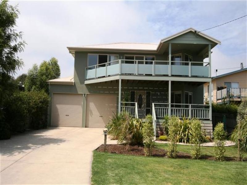 25 Yarramundi Way, Cowes VIC 3922