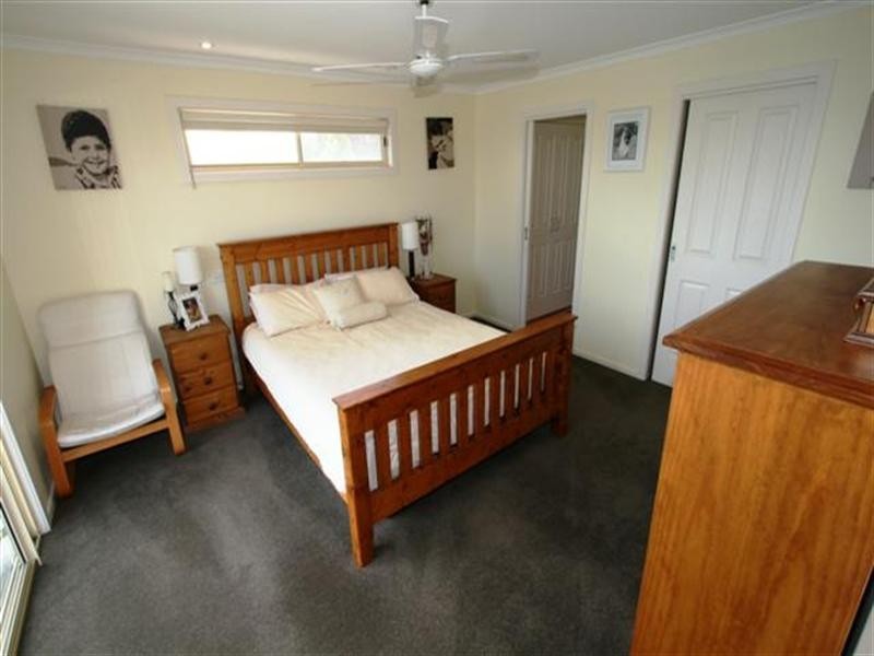 25 Yarramundi Way, Cowes VIC 3922