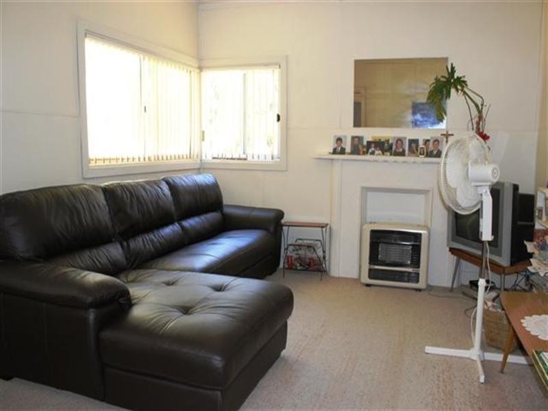 34 Rose Avenue, Cowes VIC 3922