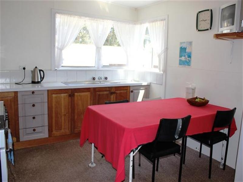 34 Rose Avenue, Cowes VIC 3922