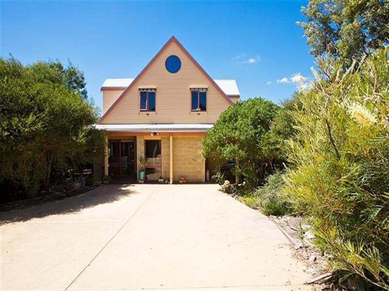 5 Tahiti Court, Cape Woolamai VIC 3925