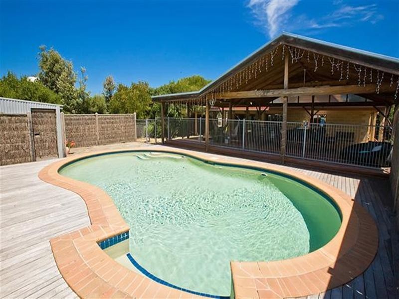 5 Tahiti Court, Cape Woolamai VIC 3925
