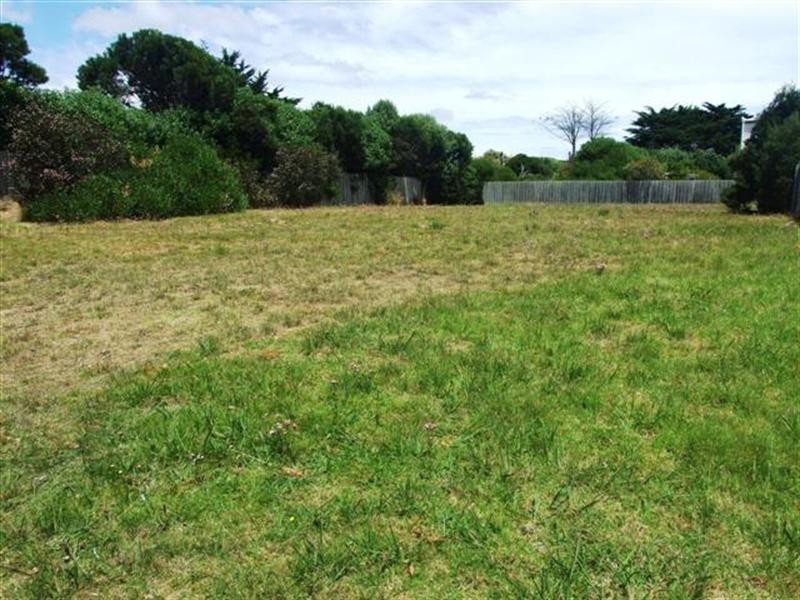 149 Phillip Island Road, Surf Beach VIC 3922