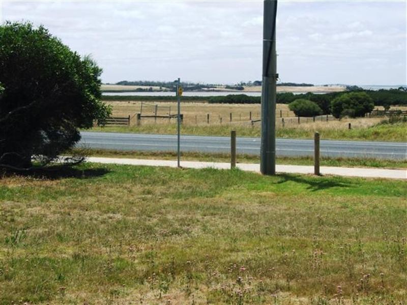 149 Phillip Island Road, Surf Beach VIC 3922