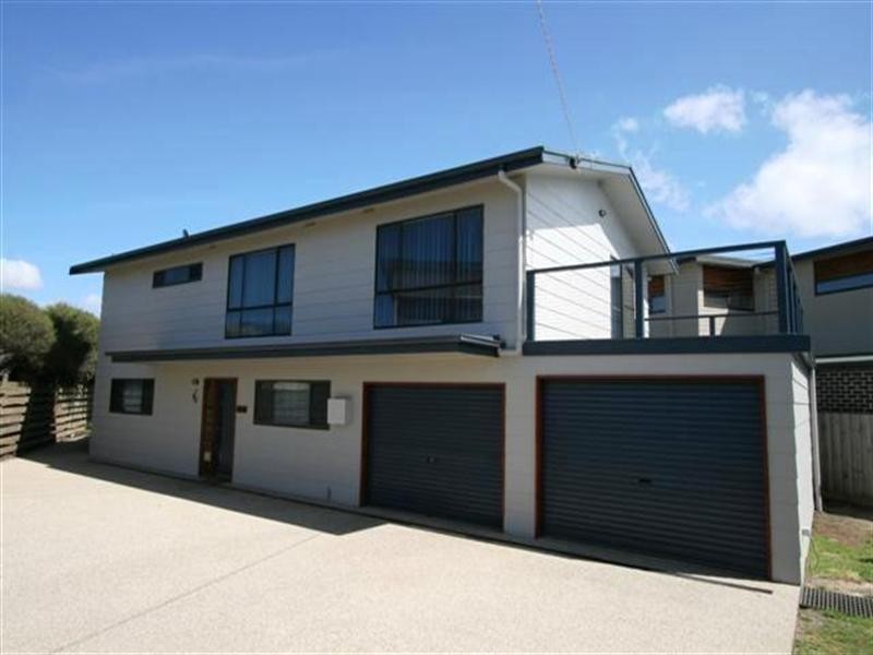 26 Surf Crescent, Surf Beach VIC 3922