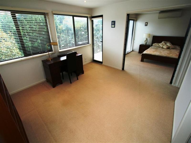 2 Gordon Street, Cowes VIC 3922