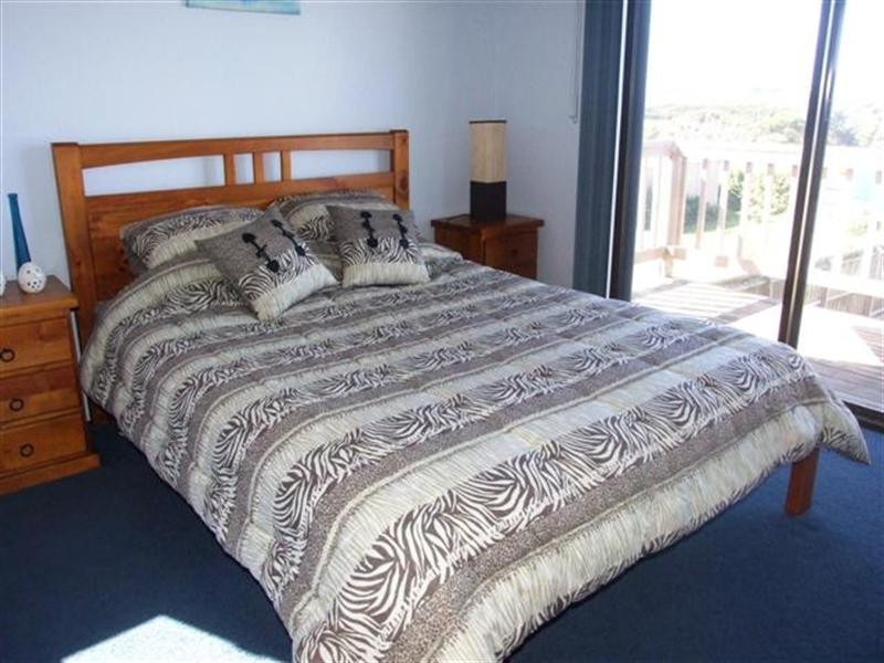 10 Manly Place, Surf Beach VIC 3922