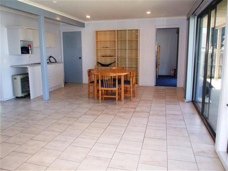 10 Manly Place, Surf Beach VIC 3922