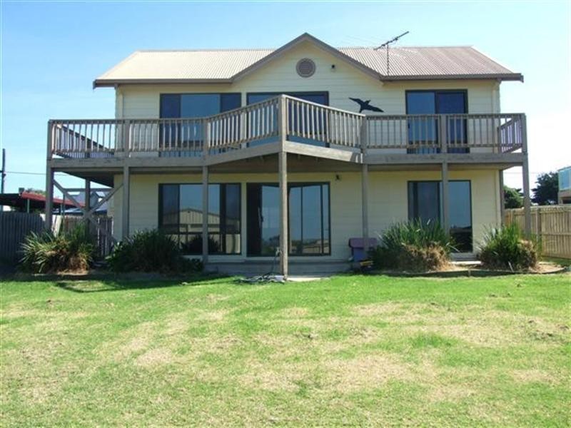10 Manly Place, Surf Beach VIC 3922