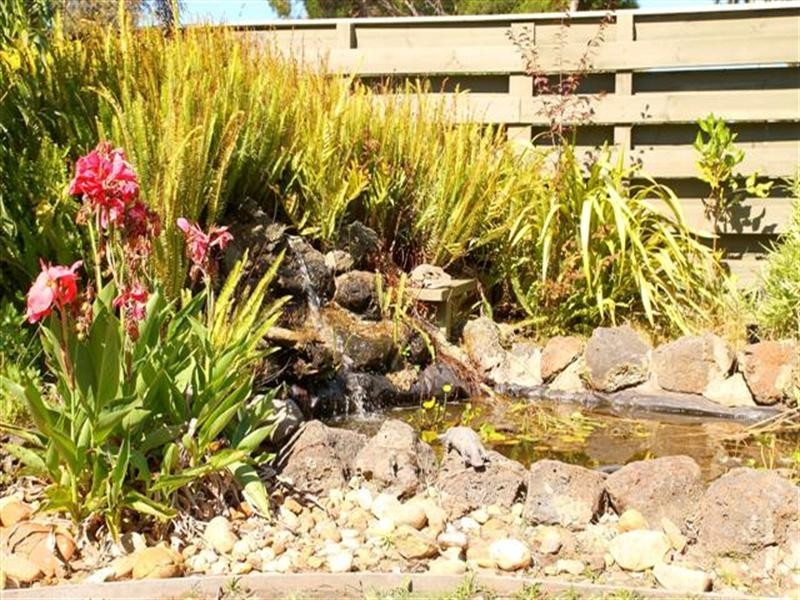 366 Settlement Road (Cnr Endeavour Crt), Cowes VIC 3922