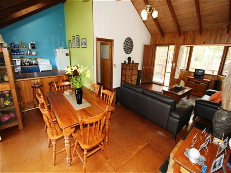 4 Dolphin Drive, Smiths Beach VIC 3922