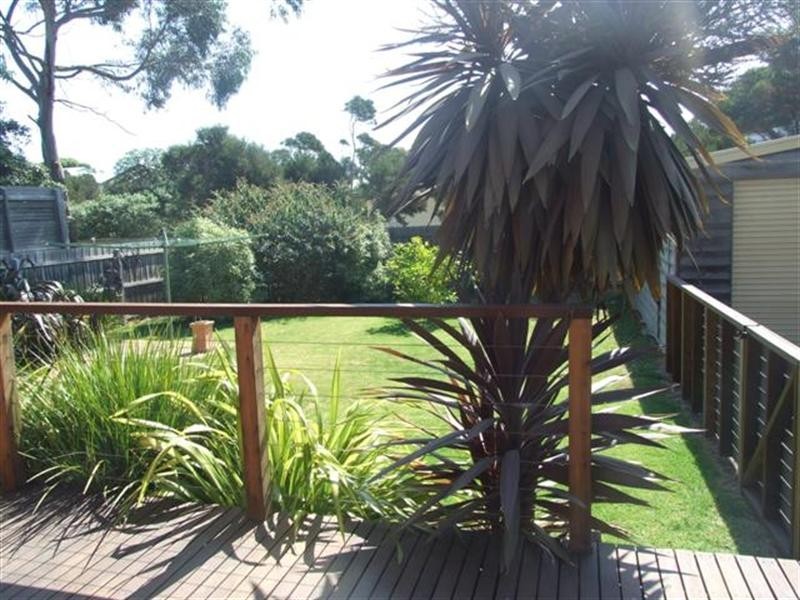 4 Dolphin Drive, Smiths Beach VIC 3922