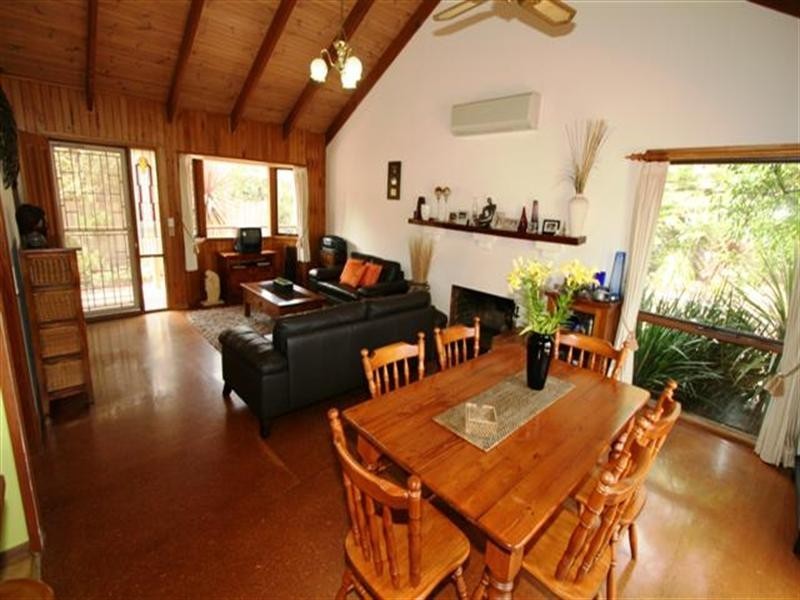 4 Dolphin Drive, Smiths Beach VIC 3922