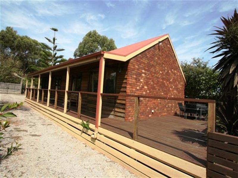 4 Dolphin Drive, Smiths Beach VIC 3922